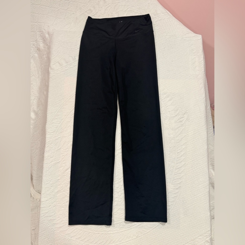 Nike  Black Leggings C15